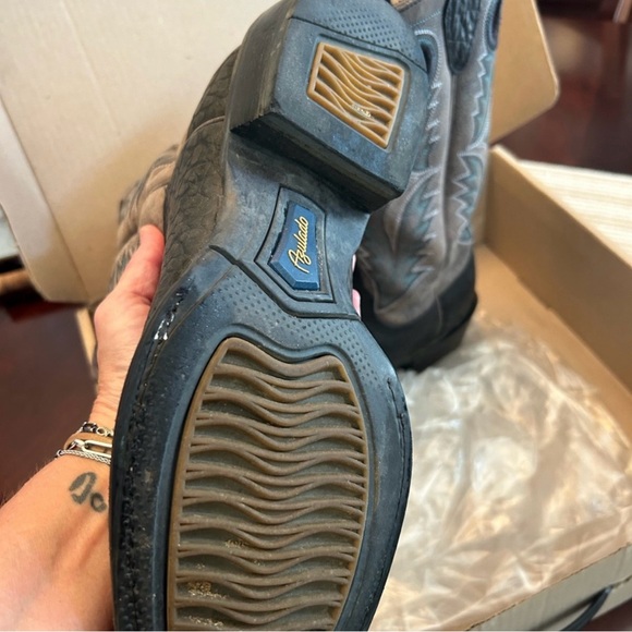 Men’s Azulado boots great condition! 10.5 D - Picture 2 of 3